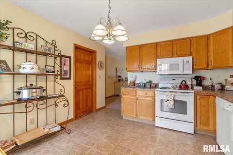407 Bellerive Rd, Springfield, IL 62704 photo 14