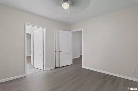 831 S 14th St, Springfield, IL 62703 photo 10