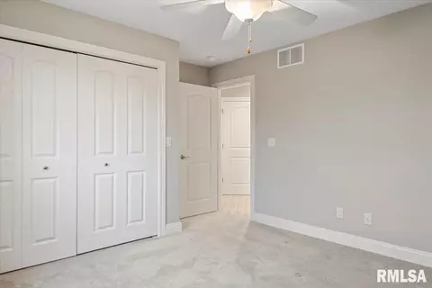 Bedroom - 1801 Blue Stone Dr, Springfield, IL 62711 photo 5 of 12