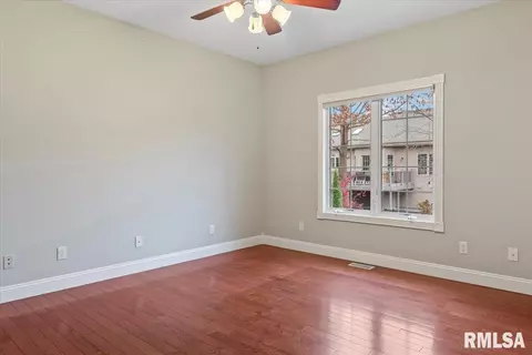 Bedroom - 1801 Blue Stone Dr, Springfield, IL 62711 photo 2 of 12
