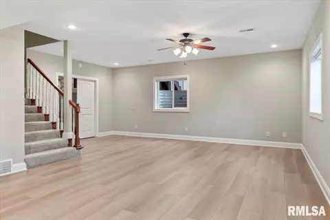 Living - 1801 Blue Stone Dr, Springfield, IL 62711 photo 10 of 11