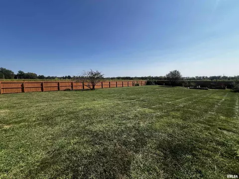 4500 Laverna Rd, Springfield, IL 62707 photo 3