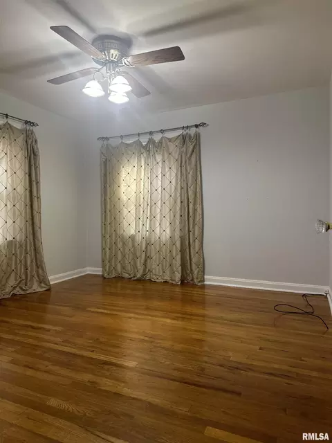 Bedroom - 2029 S Whittier Ave, Springfield, IL 62704 photo 6 of 6