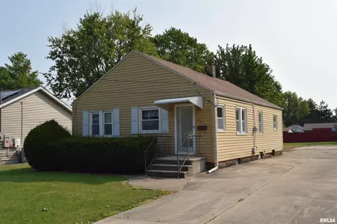 1421 Jefferson St, Galesburg, IL 61401
