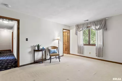 Bedroom - 1101 Green Meadow Ln, Springfield, IL 62712 photo 1 of 11