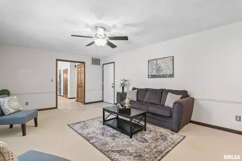 Other - 1101 Green Meadow Ln, Springfield, IL 62712 photo 2 of 6