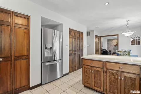Other - 1101 Green Meadow Ln, Springfield, IL 62712 photo 3 of 6