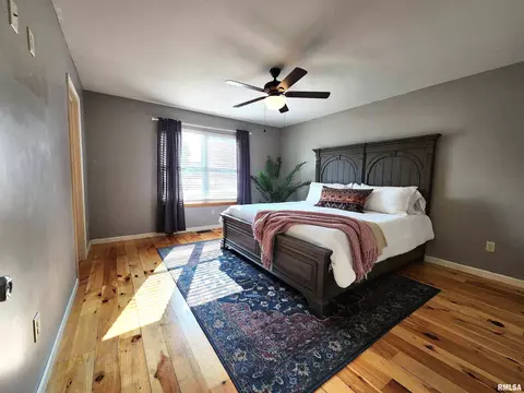 210 Bittersweet St, Payson, IL 62360 photo 10