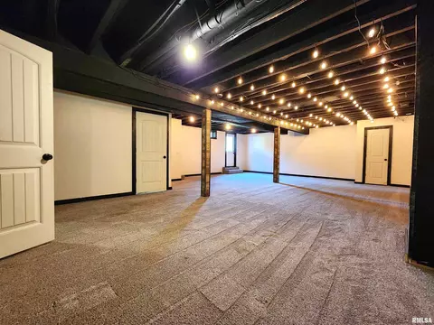 210 Bittersweet St, Payson, IL 62360 photo 22