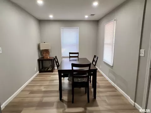 2124 N 19th St, Springfield, IL 62702 photo 10