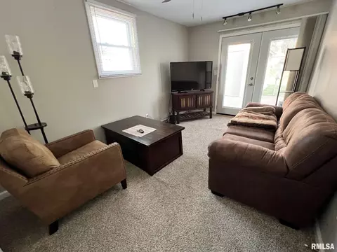 2124 N 19th St, Springfield, IL 62702 photo 8