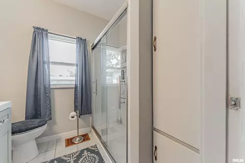 113 W Franklin St, Mclean, IL 61754 photo 24