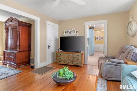 2547 Yale Blvd, Springfield, IL 62703 photo 13