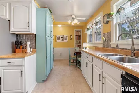 2547 Yale Blvd, Springfield, IL 62703 photo 15