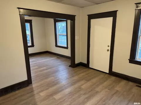 720 W North Grand Ave, Springfield, IL 62702 photo 16