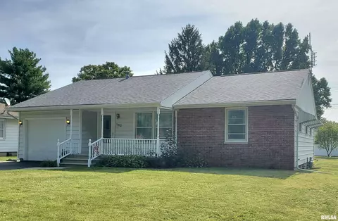 1412 Rutledge Dr, Lincoln, IL 62656