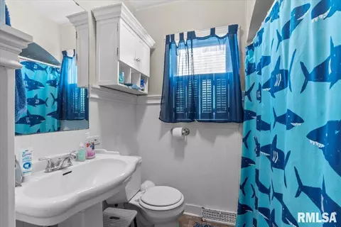 2408 S 6th St, Springfield, IL 62703 photo 13