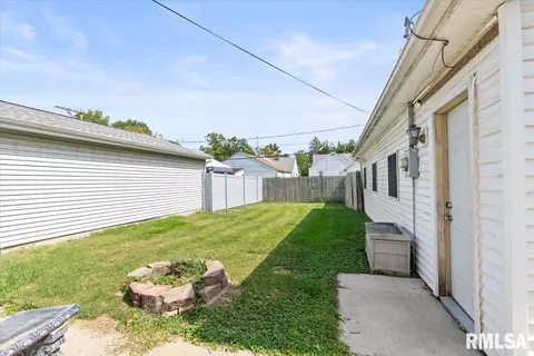 2408 S 6th St, Springfield, IL 62703 photo 23
