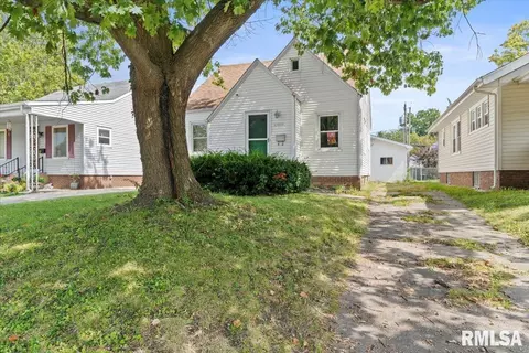 2408 S 6th St, Springfield, IL 62703 photo 2