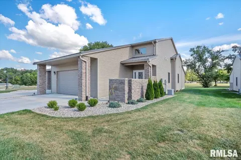 308 Harbor Point Pl, Springfield, IL 62712 photo 4