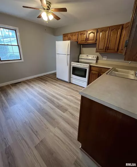 Kitchen - 8 Claire Dr, Springfield, IL 62702 photo 1 of 1