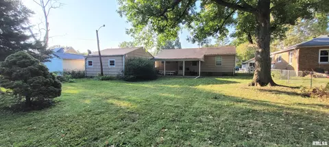 Exterior - 2361 E Converse Ave, Springfield, IL 62702 photo 7 of 9