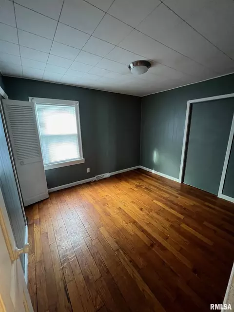 225 S Wheeler Ave, Springfield, IL 62703 photo 7