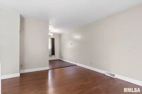 2216 Ramsey Rd, Springfield, IL 62702 photo 5