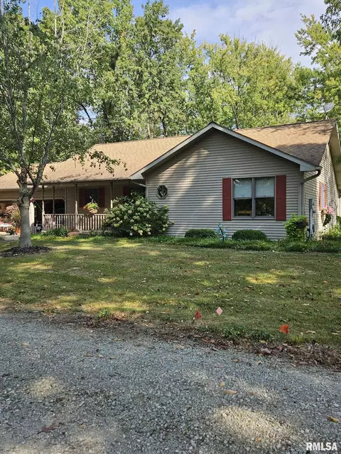 23104 Digiovanna Ave, Athens, IL 62613