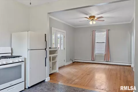 426 W Cook St, Springfield, IL 62704 photo 12