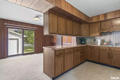 2019 Hood St, Springfield, IL 62703 photo 14