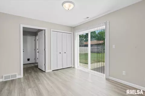 124 Volare Ln, Springfield, IL 62703 photo 11