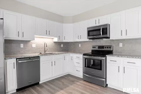 124 Volare Ln, Springfield, IL 62703 photo 9