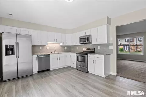 124 Volare Ln, Springfield, IL 62703 photo 8