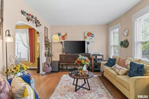 1312 W Edwards St, Springfield, IL 62704 photo 8