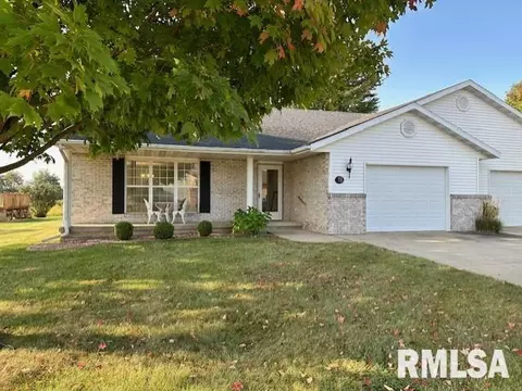 7 Southland Park Dr # A, Jacksonville, IL 62650
