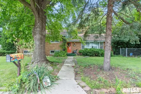 602 E Yates St, New Berlin, IL 62670
