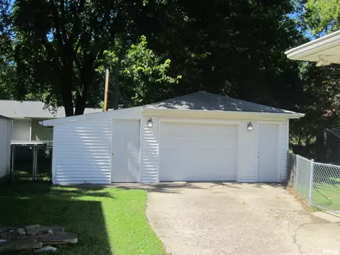 2941 S Douglas Ave, Springfield, IL 62704 photo 2
