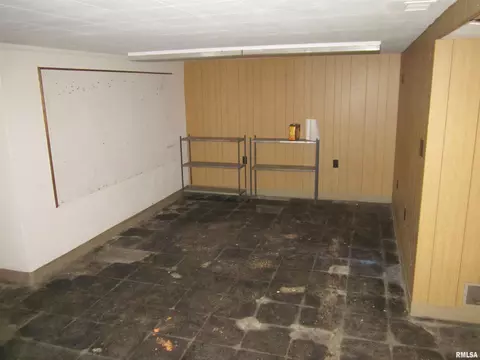 2941 S Douglas Ave, Springfield, IL 62704 photo 20