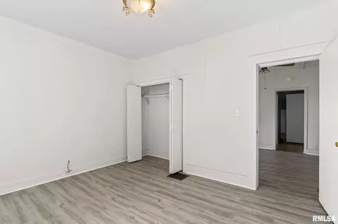 1221 E South Grand Ave, Springfield, IL 62703 photo 13
