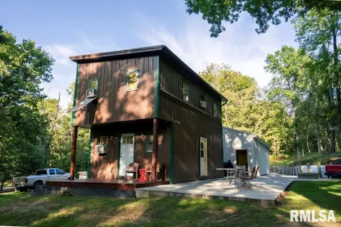 757 Witwer Rd, Winchester, IL 62694