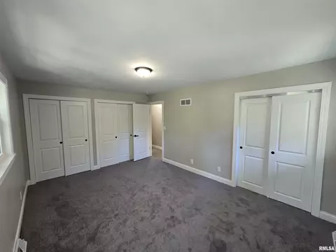1418 Debbie Ln, Macomb, IL 61455 photo 7
