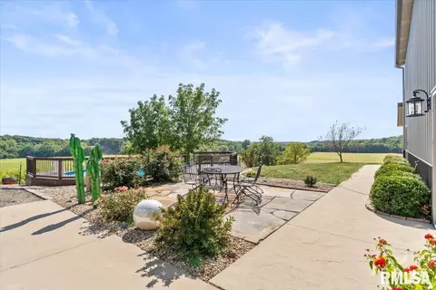 Exterior - 27919 Quarton Rd, Palmyra, IL 62674 photo 6 of 11