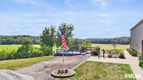 Exterior - 27919 Quarton Rd, Palmyra, IL 62674 photo 3 of 11