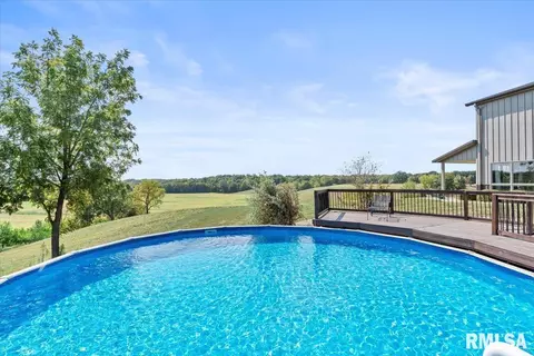 Exterior - 27919 Quarton Rd, Palmyra, IL 62674 photo 7 of 11