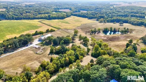 27919 Quarton Rd, Palmyra, IL 62674