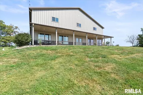 Exterior - 27919 Quarton Rd, Palmyra, IL 62674 photo 1 of 11