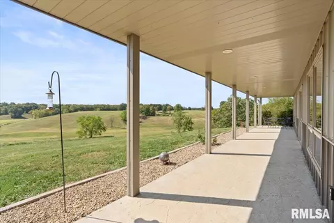 Exterior - 27919 Quarton Rd, Palmyra, IL 62674 photo 5 of 11