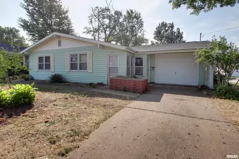2528 Spring St, Quincy, IL 62301
