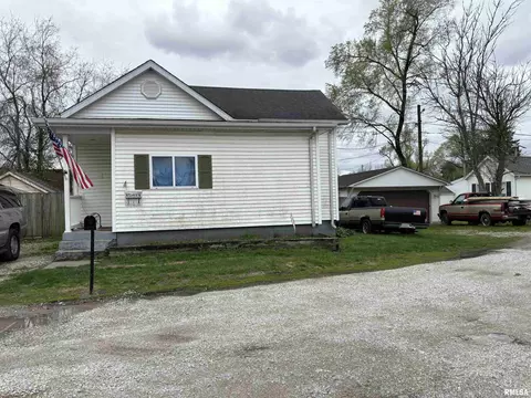 6 Starnes St, Springfield, IL 62072